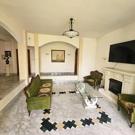 Kwatera prywatna Peaceful Swieqi Its Steps From Paceville Buzz
